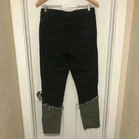 Men’s distressed black jeans size small - Picture 10 of 10